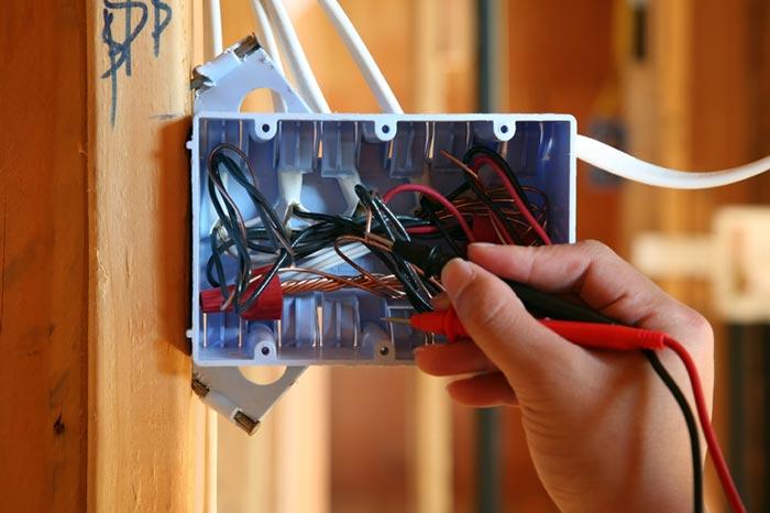 Những nguyên tắc an toàn khi tiến hành sửa chữa điện dân dụng
