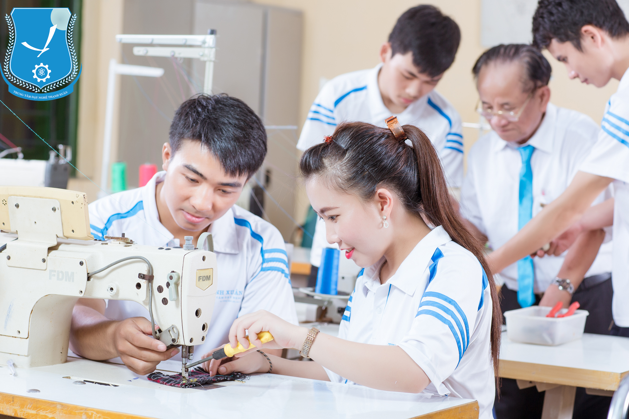 Hệ Sơ cấp: Nghề Sửa chữa máy may