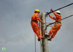 Nỗi nhọc nhằn của nghề sửa chữa điện công nghiệp