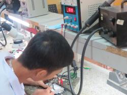 Những thách thức trong ngành sửa chữa điện thoại - Dạy nghề Thanh Xuân