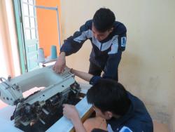 Những lỗi thường gặp và phương pháp sửa chữa máy may 2 kim song song