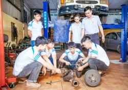Học Sửa Chữa Oto Mất Bao Lâu?