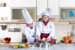 Chương trình đào tạo nghề Kỹ thuật chế biến món ăn - hệ Sơ cấp