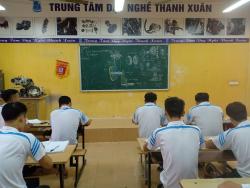 Hệ thống kiểm  soát khí thải xe máy