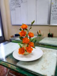 Cắt tỉa trang trang trí rau của quả