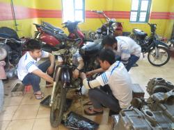 Tuyển thợ sửa chữa XE MÁY